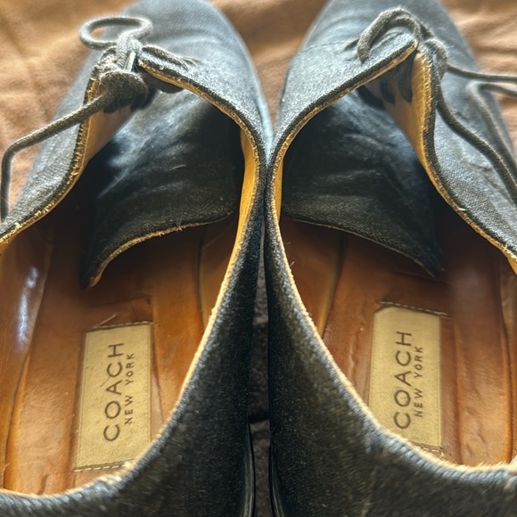 Preowned vintage Coach New York Grey Flannel Laced Loafers 10 B. - Picture 4 of 11